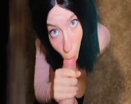 ចុយគ្នា៖ Amateur Big Ass Squirting Teen POV Sex