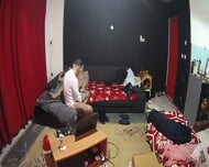ចុយគ្នា៖ ក្តៅសាច់ Katy Rubs អញ្ជើញ John
