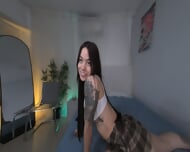 Lia Sweett StripchatVR 2026 10 02T13 45 00 03 00 180 LR Parte1